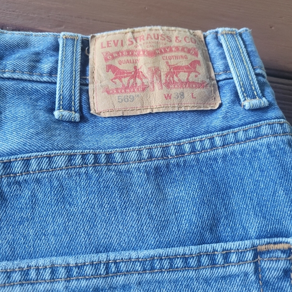 Men's Levi's 569 Blue Denim Shorts 38" - Picture 2 of 8